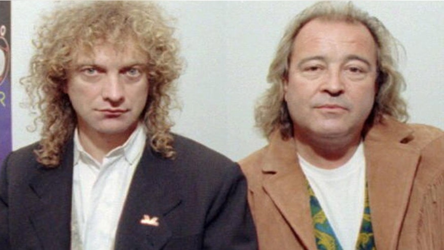 lou gramm 660 ap graphics bank.jpg